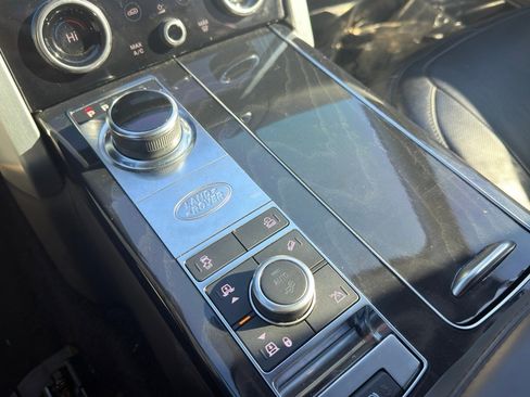 Used 2019 Land Rover Range Rover Long Wheelbase Autobiography image 23