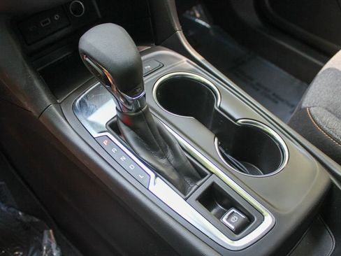 Used 2024 Chevrolet Equinox LT image 13