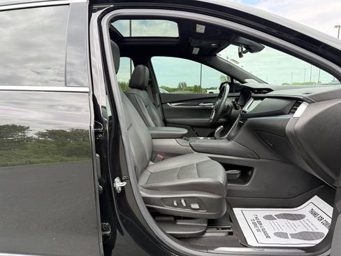 Used 2021 Cadillac XT5 Premium Luxury w/ LPO, Floor Liner Package AWD/4WD image 11