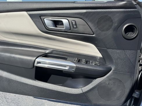 Used 2024 Ford Mustang GT Premium image 23