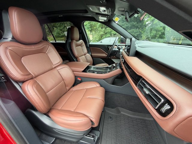 New 2026 Lincoln Aviator Reserve AWD/4WD image 23