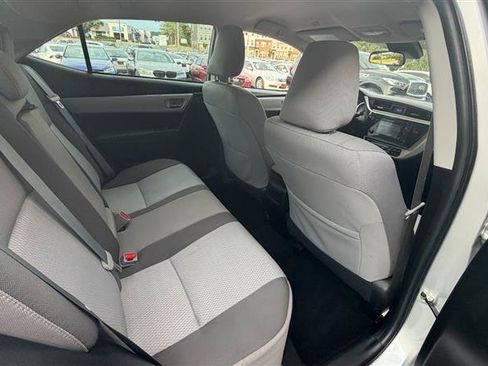 Used 2019 Toyota Corolla LE FWD image 17