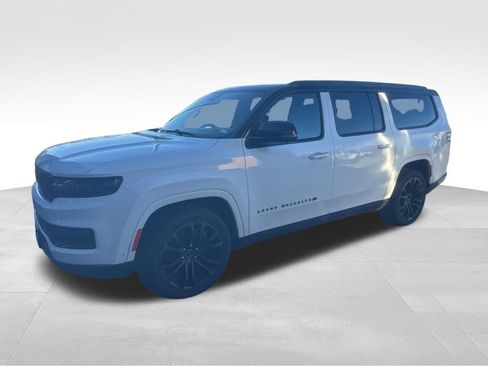 Used 2024 Jeep Grand Wagoneer L Series II w/ Quick Order Packagew 28T image 2