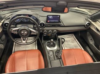 Used 2023 MAZDA MX-5 Miata Grand Touring RWD video 2