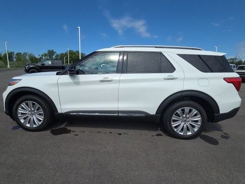 Used 2022 Ford Explorer Limited w/ Limited Technology Package AWD/4WD image 15