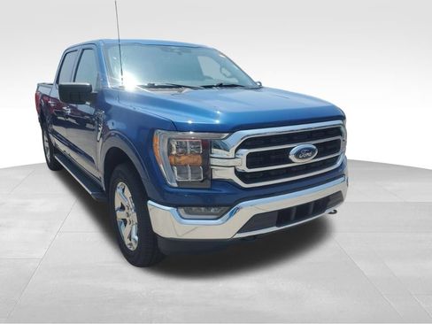 Used 2022 Ford F150 XLT w/ Equipment Group 302A High AWD/4WD image 12