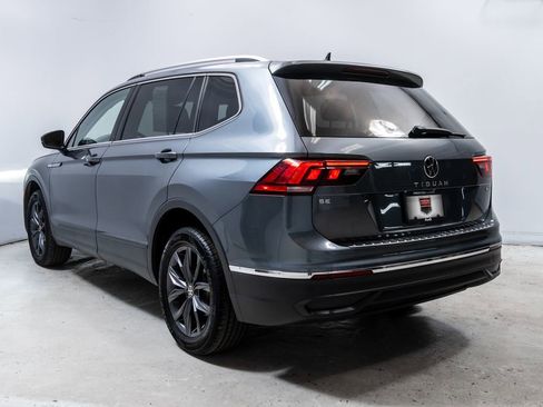 Used 2022 Volkswagen Tiguan SE AWD/4WD image 3