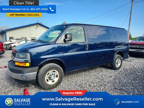 Used 2018 Chevrolet Express 3500 w/ Driver Convenience Package RWD image 1