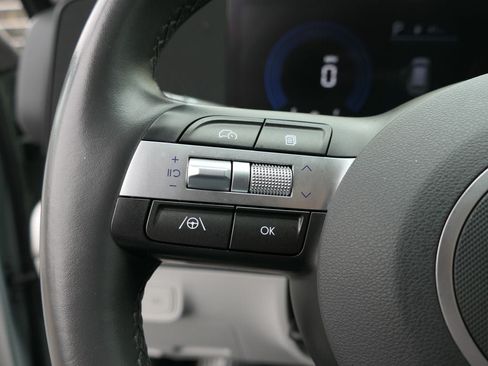 Used 2024 Hyundai Kona SEL FWD image 16