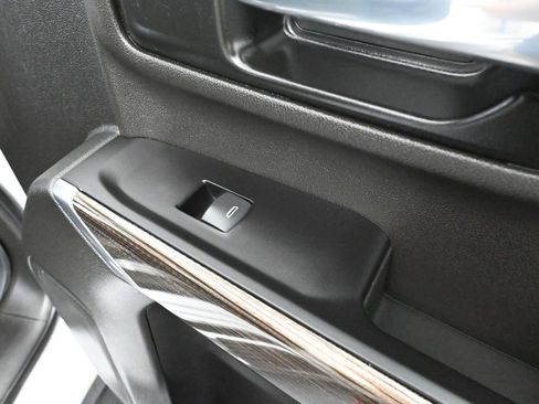 Used 2022 Chevrolet Silverado 2500 LT image 61