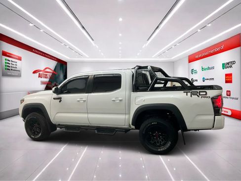 Used 2017 Toyota Tacoma TRD Pro image 5