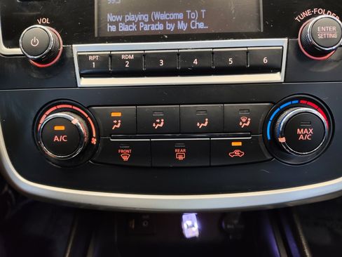 Used 2016 Nissan Altima 2.5 S w/ Interior Lighting Package FWD image 18