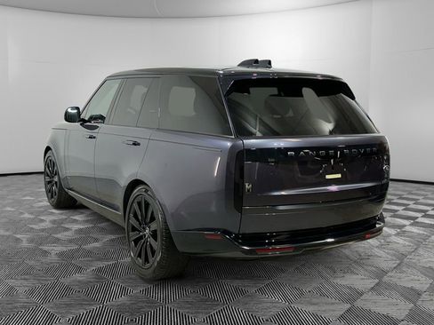 Used 2023 Land Rover Range Rover SE AWD/4WD image 3
