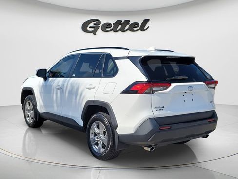 Used 2024 Toyota RAV4 XLE w/ Convenience Package FWD image 7