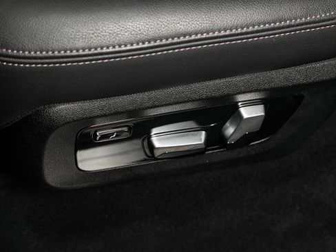 Used 2020 BMW X7 xDrive40i w/ Premium Package image 25