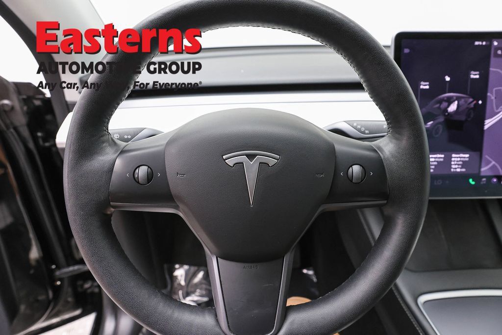 Used 2021 Tesla Model Y Long Range AWD/4WD image 10