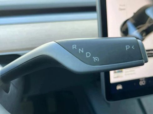 Used 2023 Tesla Model 3 Standard Range RWD image 25