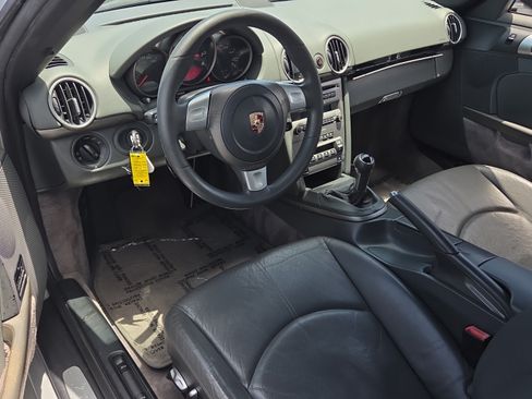 Used 2005 Porsche Boxster RWD image 11