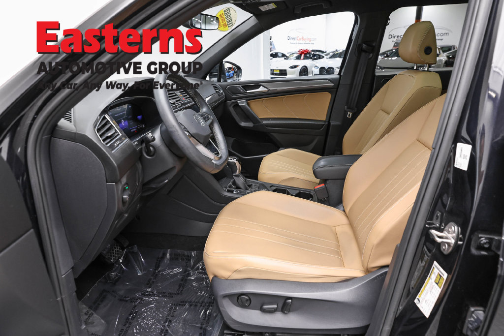 Used 2023 Volkswagen Tiguan SE AWD/4WD image 14