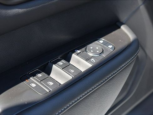 New 2026 Nissan Armada SV image 17