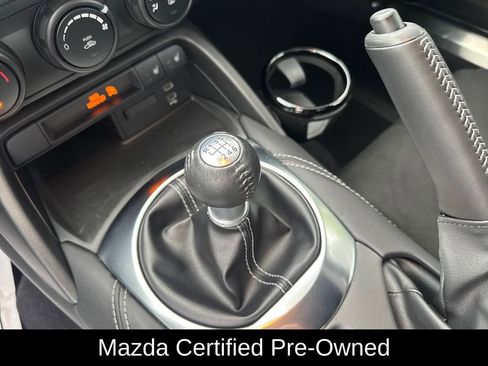 Certified 2025 MAZDA MX-5 Miata Club w/ Appearance Package RWD image 10