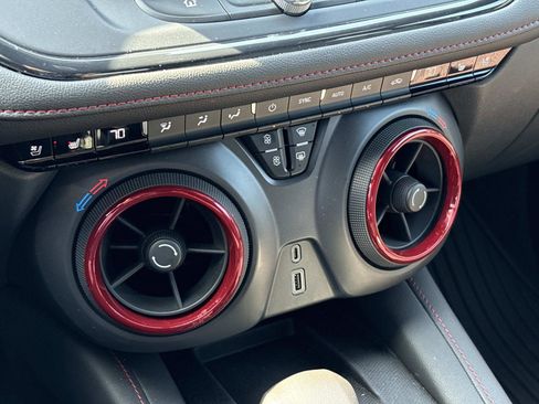 Used 2020 Chevrolet Blazer RS image 27