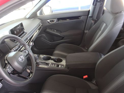 Used 2025 Honda Civic Sport image 24