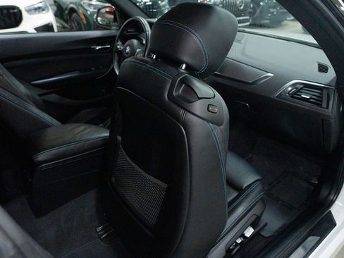 Used 2018 BMW M2 image 28