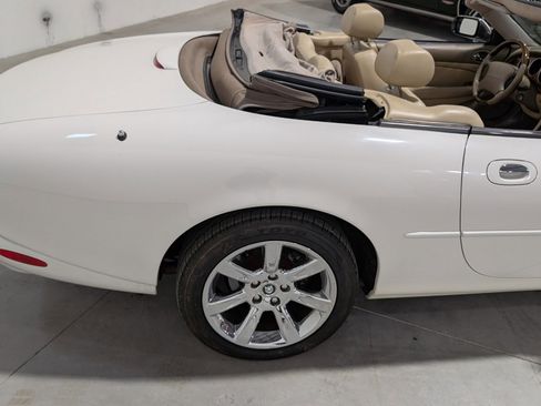 Used 2003 Jaguar XK8 Convertible image 35