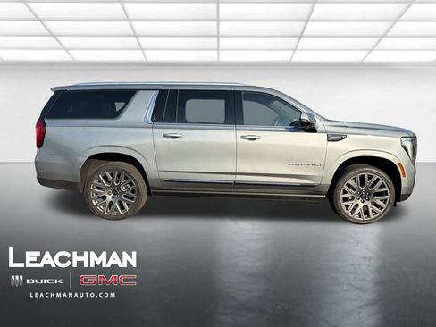 Certified 2025 GMC Yukon XL Denali Ultimate image 2