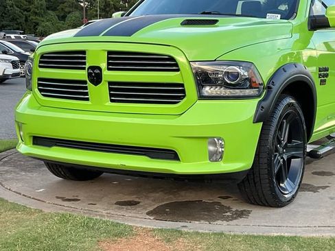 Used 2017 RAM 1500 Sport RWD image 10