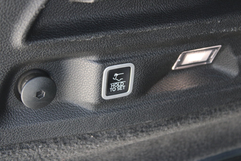 Used 2021 Jeep Grand Cherokee L Overland AWD/4WD image 9