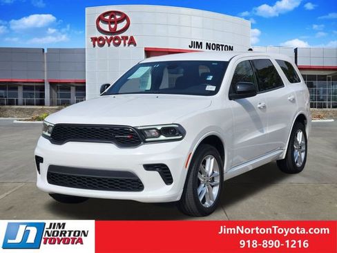Used 2024 Dodge Durango GT image 3