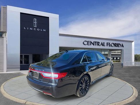 Used 2020 Lincoln Continental Reserve w/ Luxury Package image 3