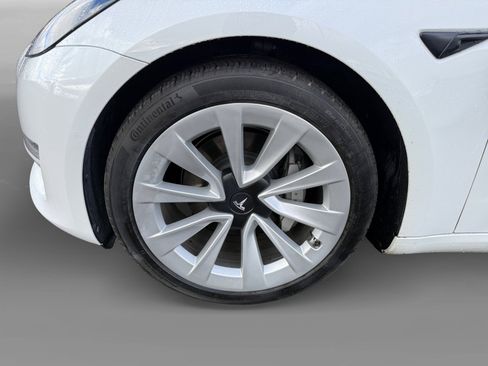 Used 2022 Tesla Model 3 Long Range image 9