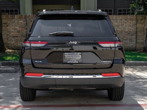 Used 2022 Jeep Grand Cherokee Laredo w/ Luxury Tech Group I image 19