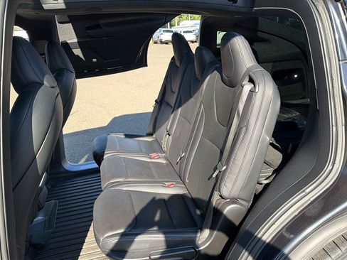 Used 2023 Tesla Model X AWD/4WD image 7