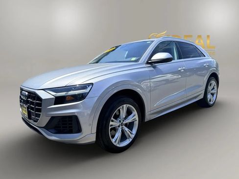 Used 2022 Audi Q8 Premium Plus AWD/4WD image 3