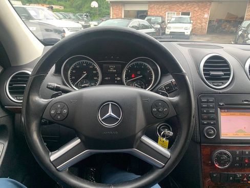 Used 2012 Mercedes-Benz GL 450 4MATIC image 13