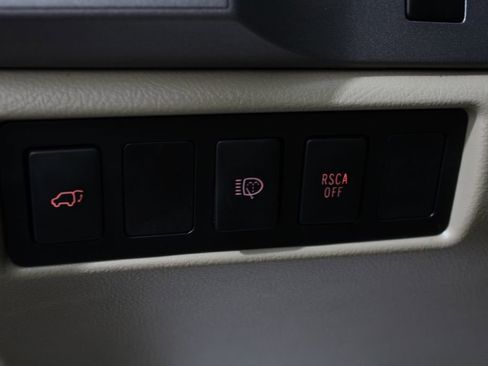 Used 2011 Toyota Sequoia Limited image 38