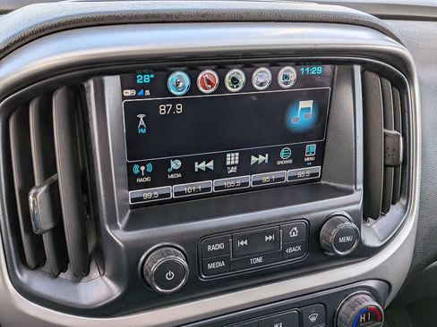 Used 2018 Chevrolet Colorado ZR2 image 26