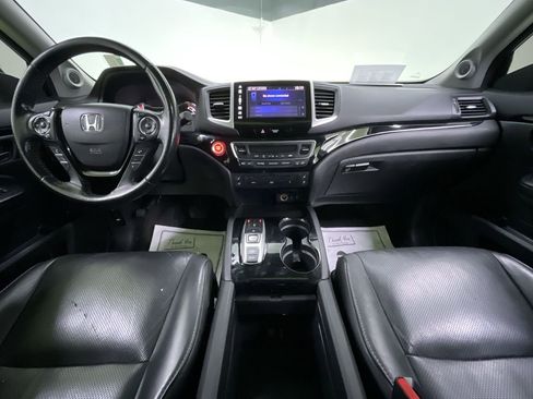 Used 2017 Honda Pilot Elite image 18