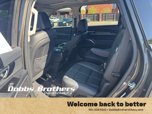 Used 2025 Kia Telluride EX w/ EX Captain's Chair Package image 14