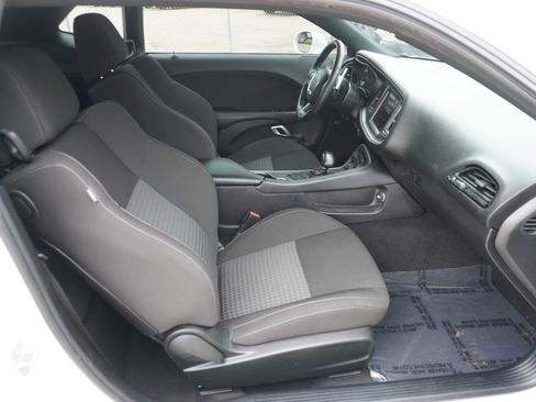 Used 2021 Dodge Challenger R/T Scat Pack w/ T/A Package RWD image 20