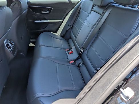 Used 2025 Mercedes-Benz C 300 Sedan image 22