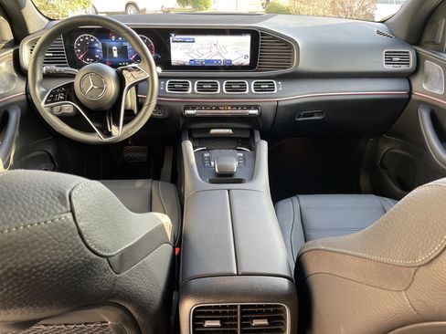 Certified 2025 Mercedes-Benz GLE 450 4MATIC image 25