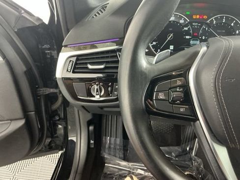 Used 2019 BMW 530i w/ Convenience Package RWD image 20