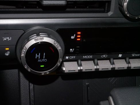 Certified 2025 Toyota 4Runner Limited image 27