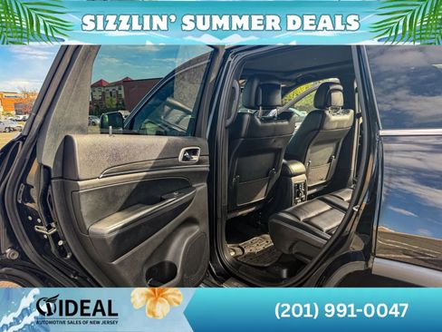 Used 2019 Jeep Grand Cherokee Limited w/ Luxury Group II AWD/4WD image 14