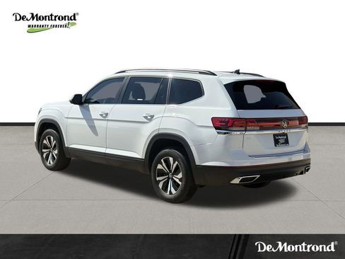 Used 2024 Volkswagen Atlas SE FWD image 7